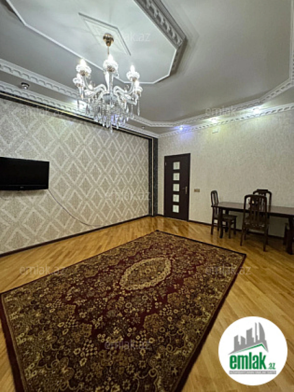 Satılır 3 otaqlı yeni tikili 90 m²