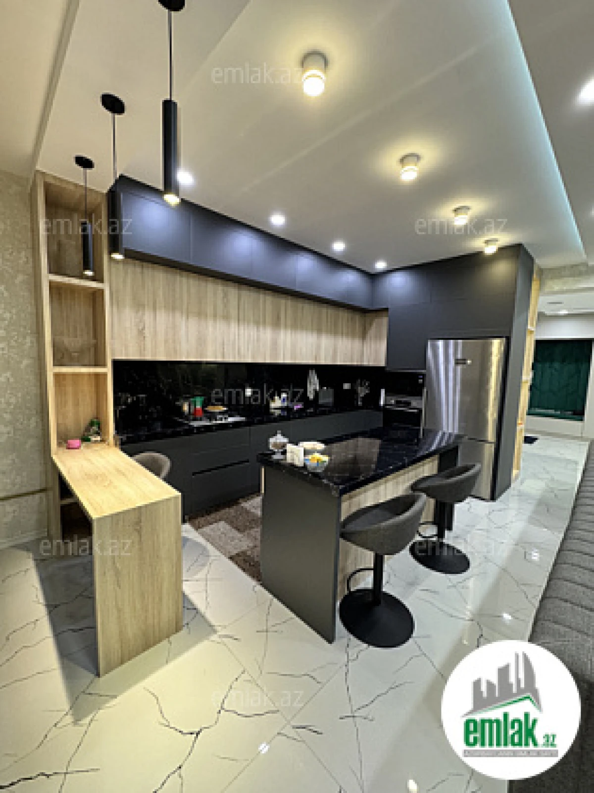 Satılır 3 otaqlı yeni tikili 126 m²