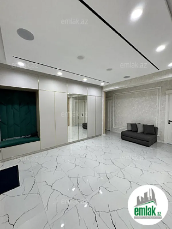 Satılır 3 otaqlı yeni tikili 126 m²