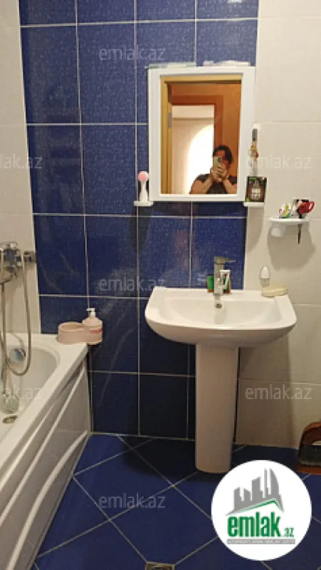 Satılır 2 otaqlı yeni tikili 86 m²