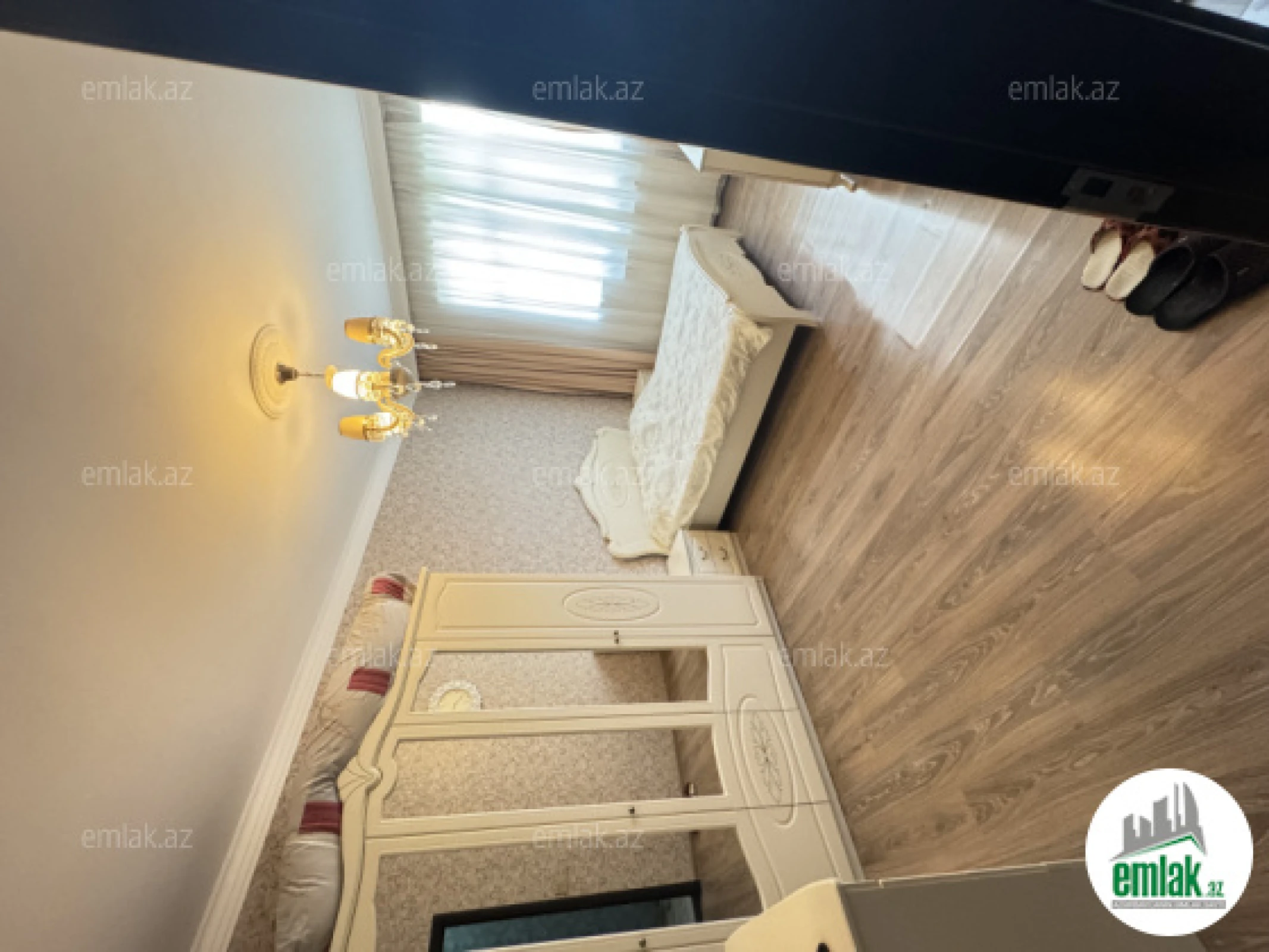 Satılır 1 otaqlı köhnə tikili 35 m²