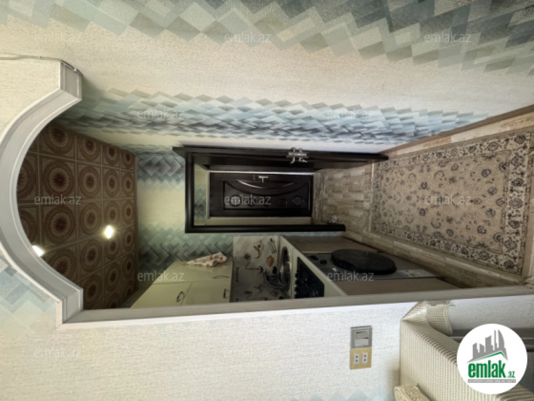 Satılır 1 otaqlı köhnə tikili 35 m²