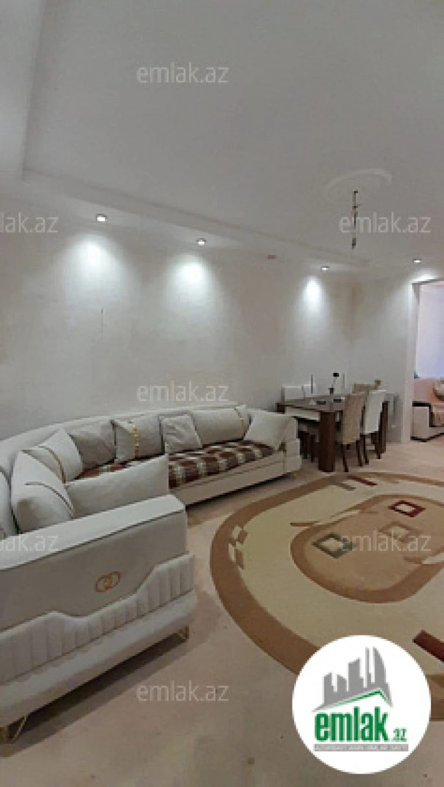 Satılır 4 otaqlı köhnə tikili 90 m²