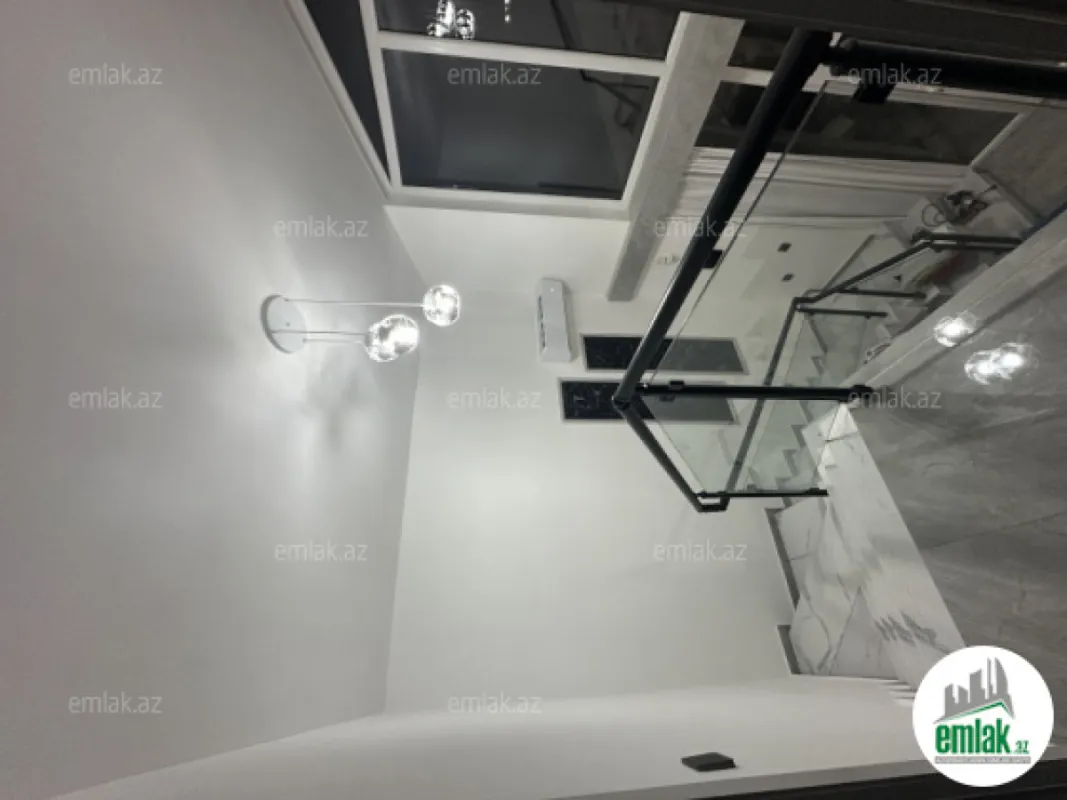 Satılır 5 otaqlı mənzil 90 m²