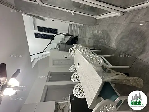 Satılır 5 otaqlı mənzil 90 m²