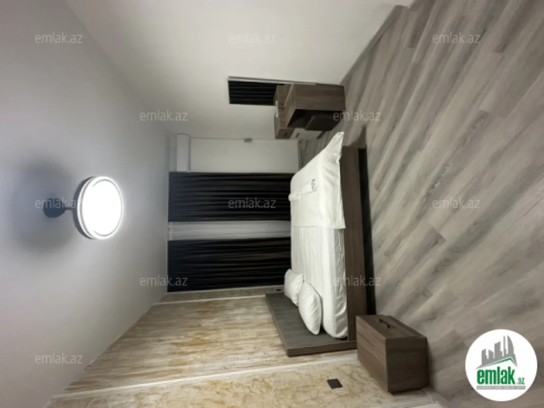 Satılır 5 otaqlı mənzil 90 m²