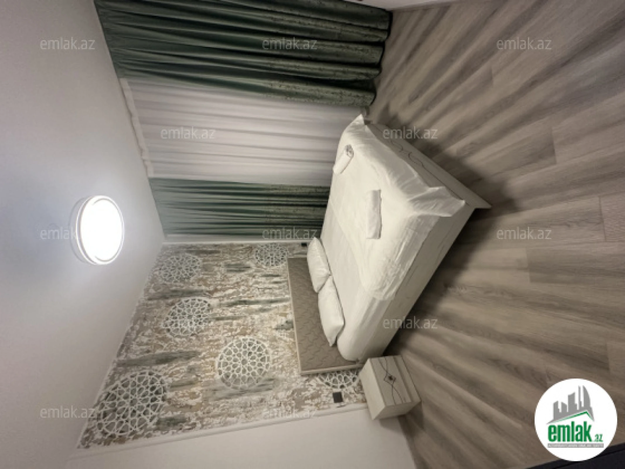 Satılır 5 otaqlı mənzil 90 m²