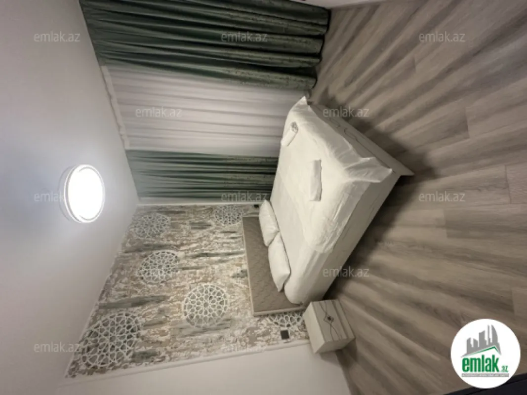 Satılır 5 otaqlı mənzil 90 m²