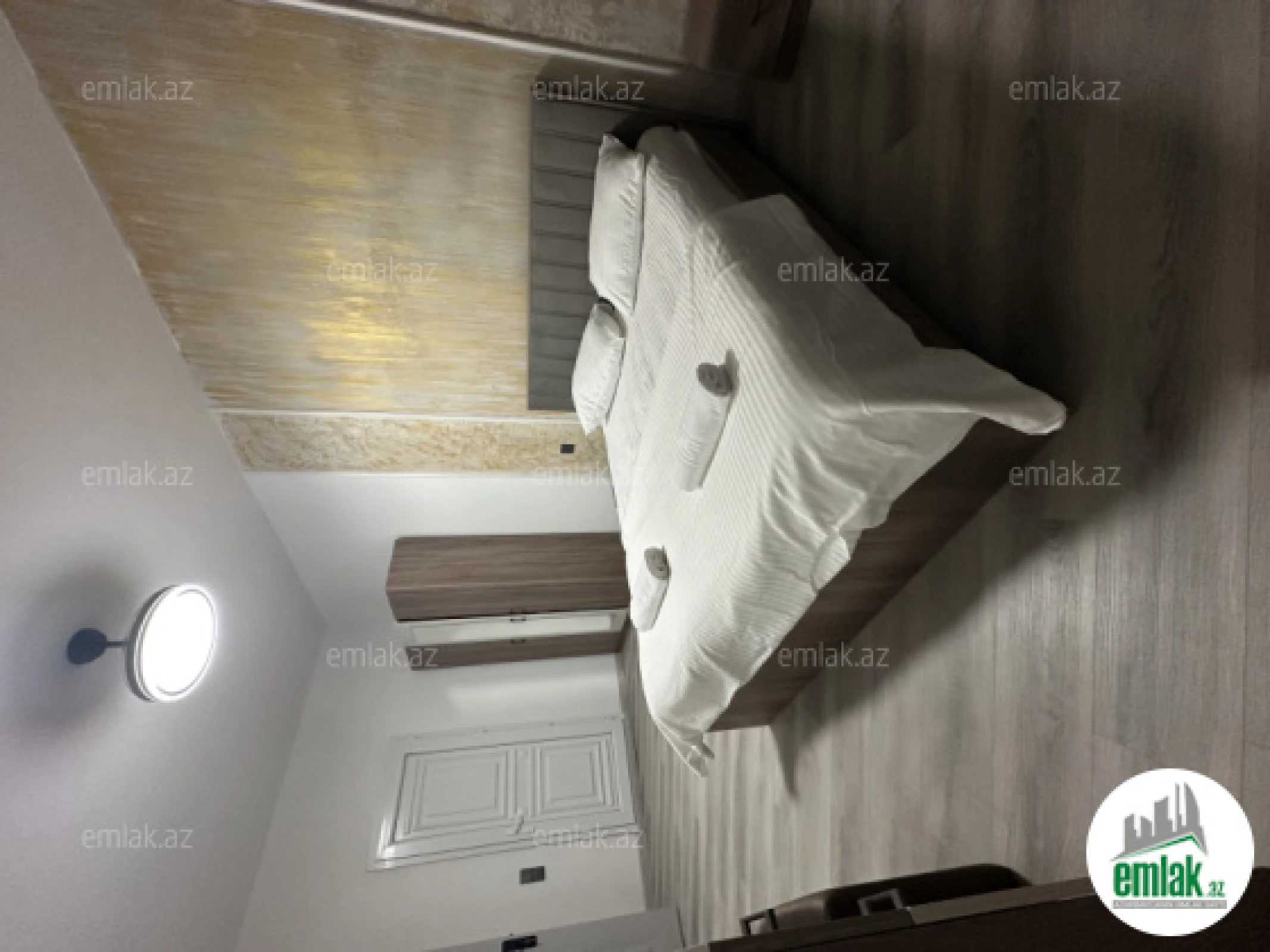 Satılır 5 otaqlı mənzil 90 m²