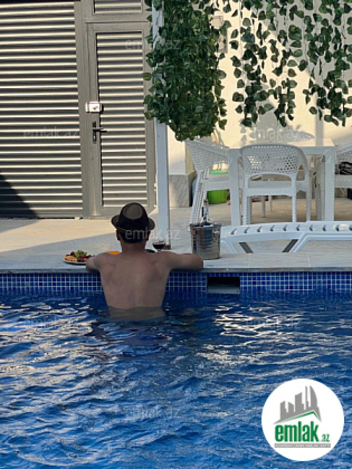 Satılır 5 otaqlı mənzil 90 m²