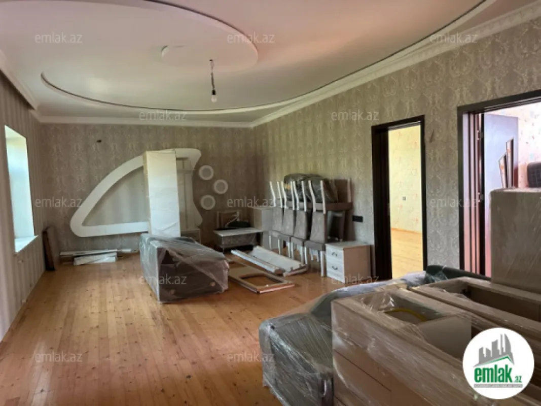 Satılır 4 otaqlı həyət evi 150 m²