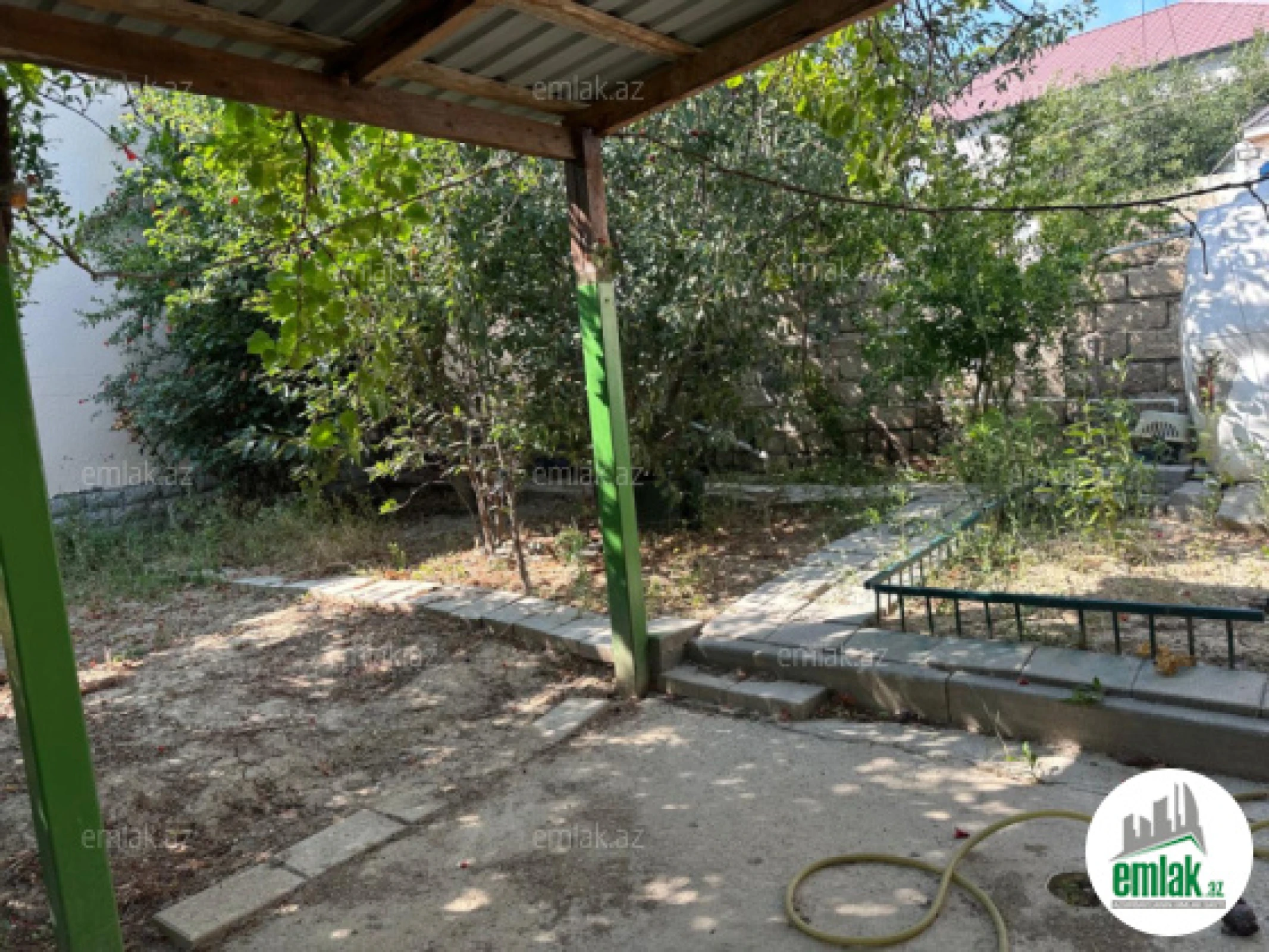 Satılır 4 otaqlı həyət evi 150 m²