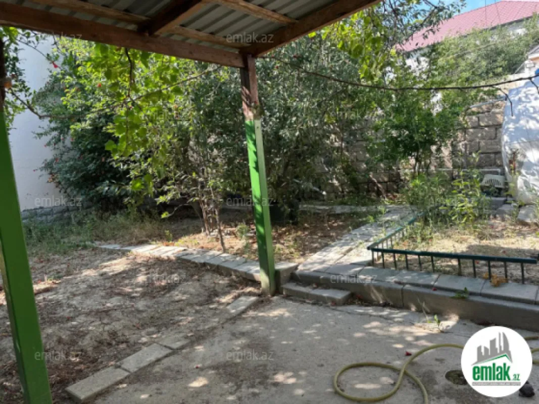 Satılır 4 otaqlı həyət evi 150 m²