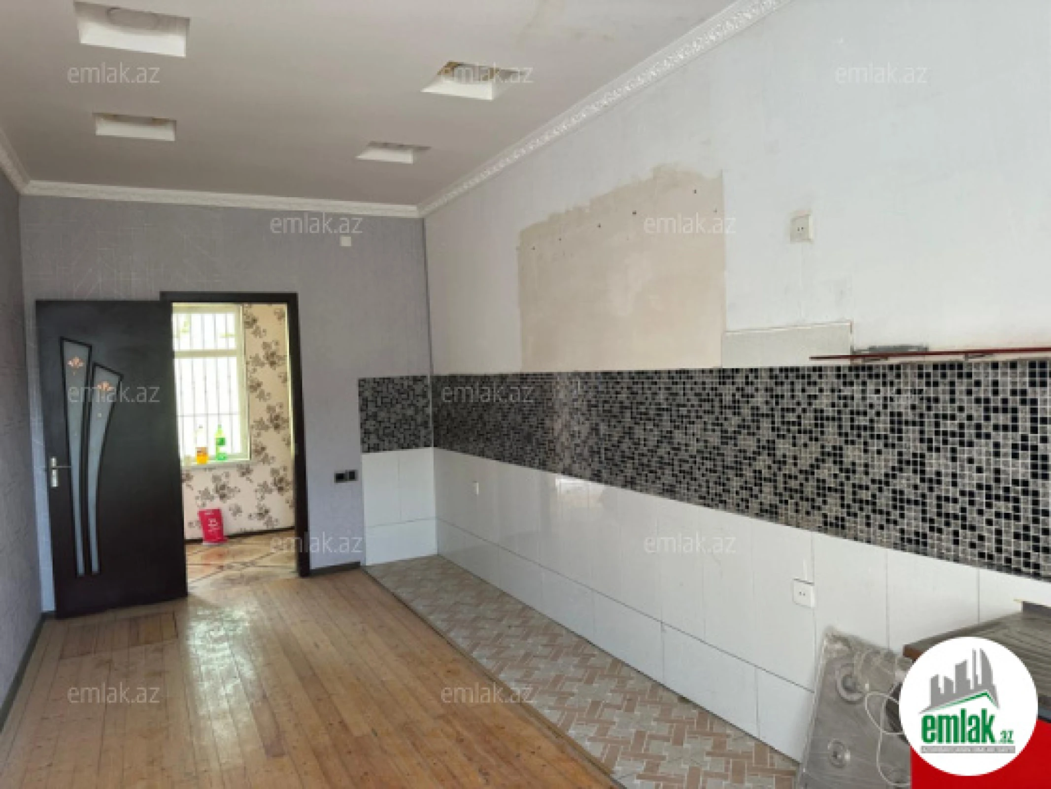 Satılır 4 otaqlı həyət evi 150 m²