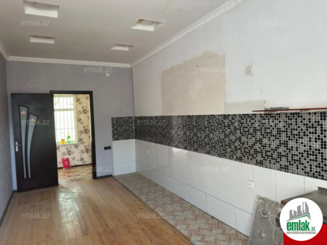 Satılır 4 otaqlı həyət evi 150 m²