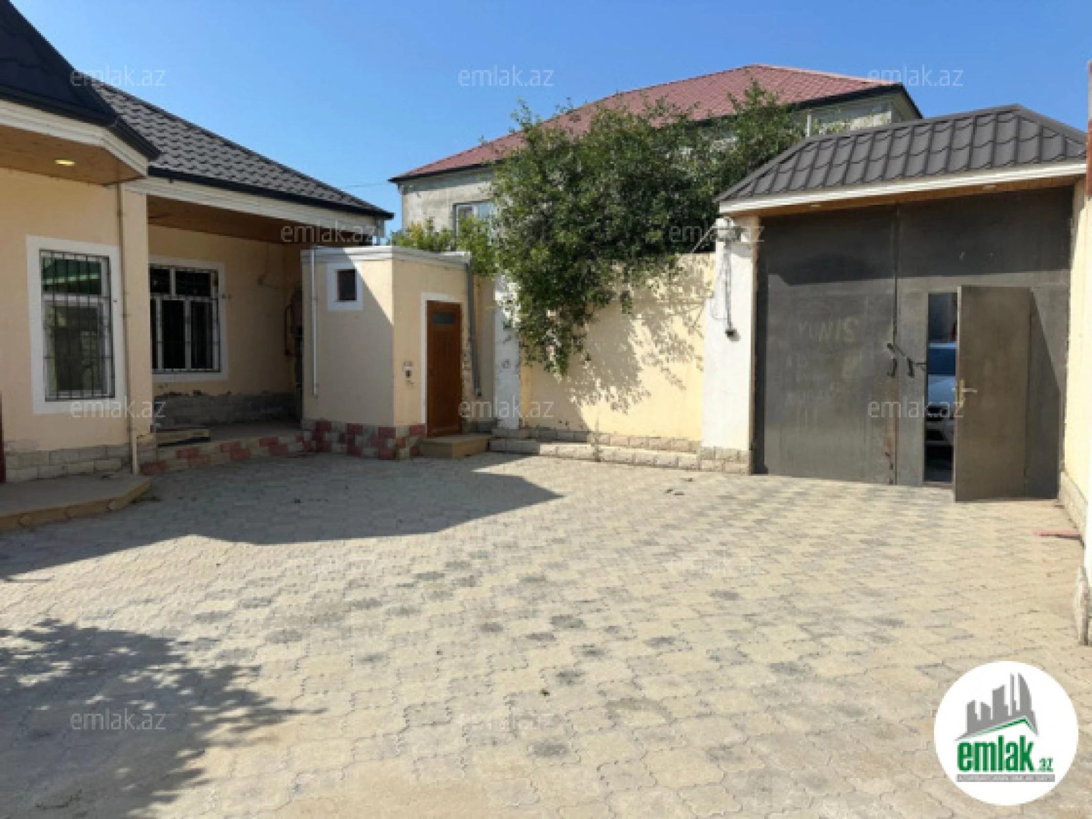 Satılır 4 otaqlı həyət evi 150 m²