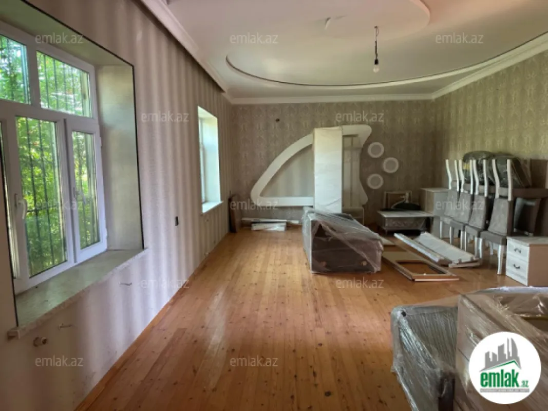 Satılır 4 otaqlı həyət evi 150 m²