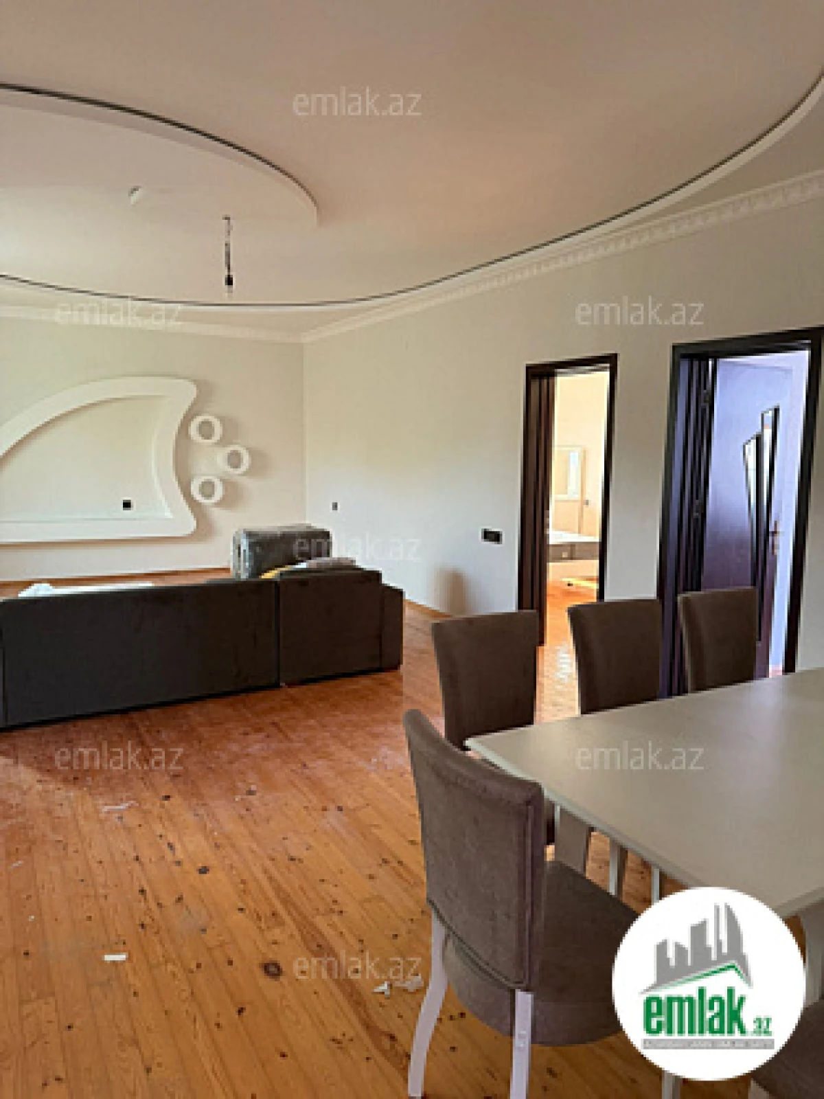 Satılır 4 otaqlı həyət evi 150 m²