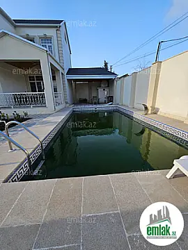 Satılır 4 otaqlı mənzil 220 m²