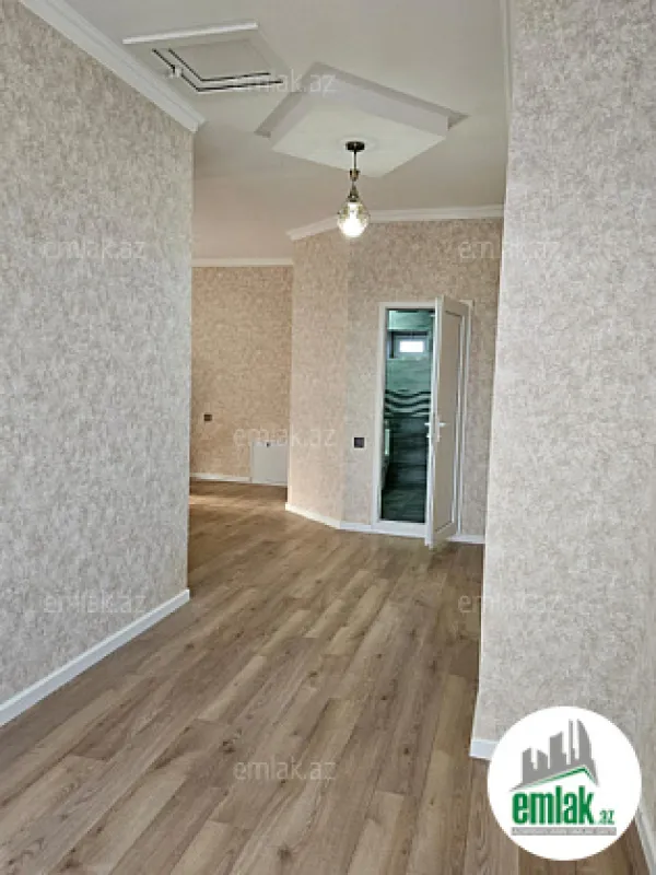 Satılır 4 otaqlı mənzil 220 m²