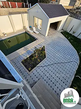 Satılır 4 otaqlı mənzil 220 m²