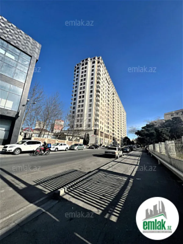 Satılır 3 otaqlı yeni tikili 105 m²