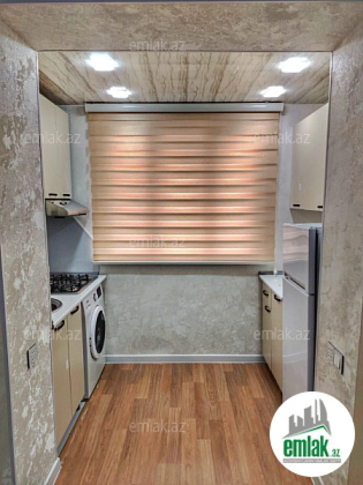 Satılır 2 otaqlı köhnə tikili 40 m²