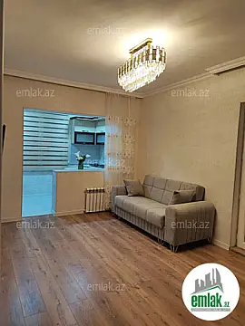 Satılır 2 otaqlı köhnə tikili 45 m²