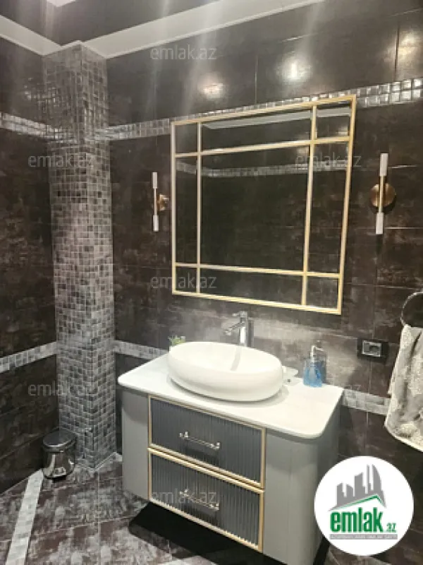 Satılır 5 otaqlı yeni tikili 320 m²