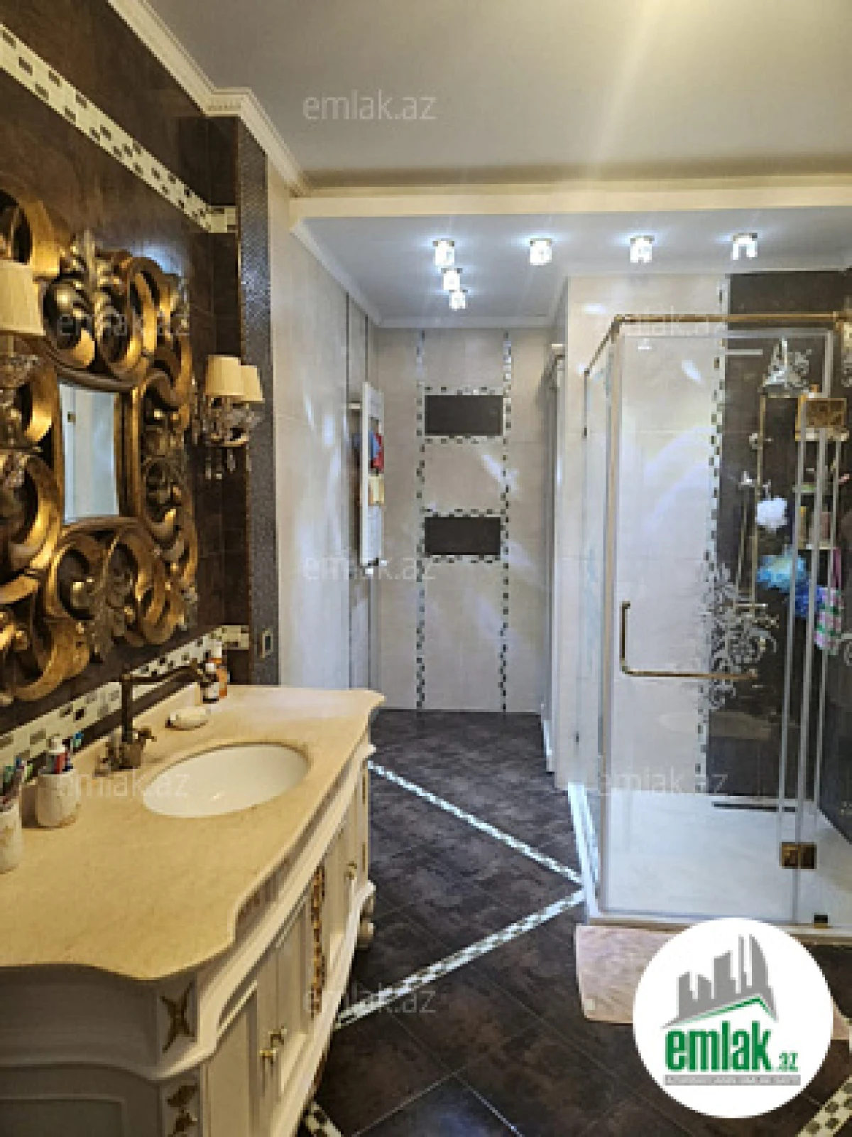 Satılır 5 otaqlı yeni tikili 320 m²