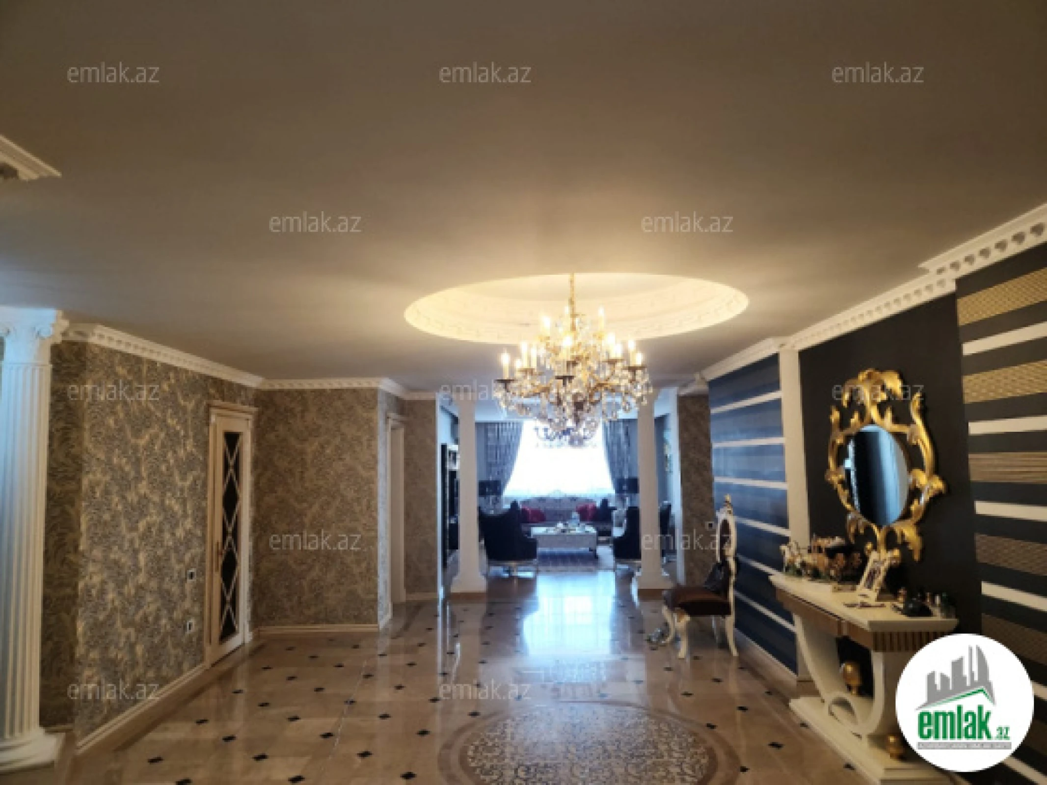 Satılır 5 otaqlı yeni tikili 320 m²