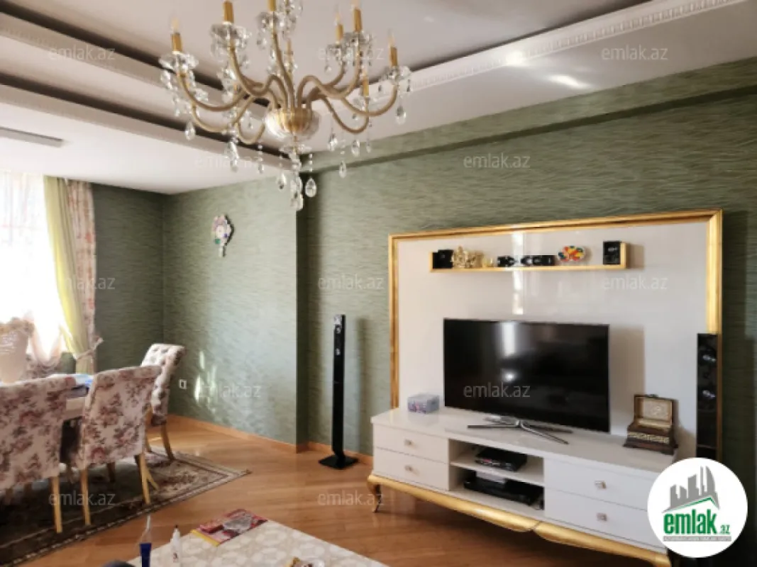 Satılır 5 otaqlı yeni tikili 320 m²