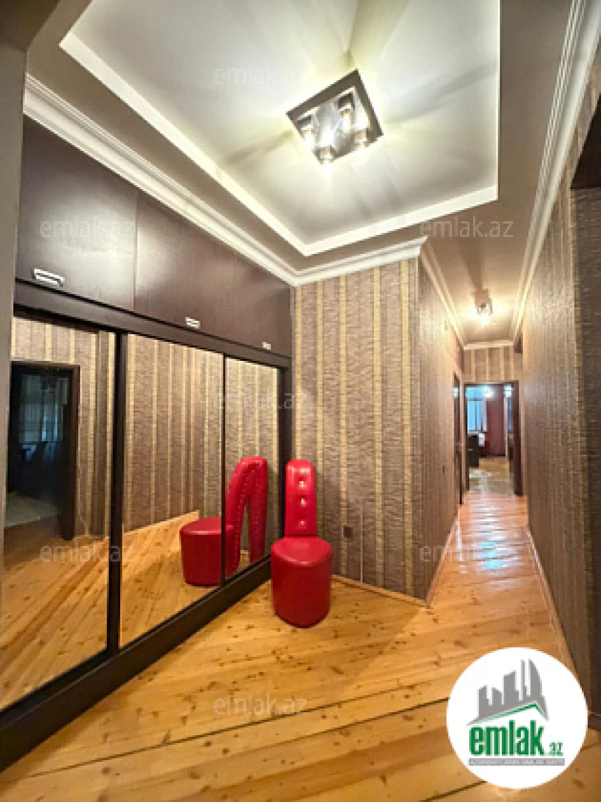 Satılır 3 otaqlı yeni tikili 120 m²