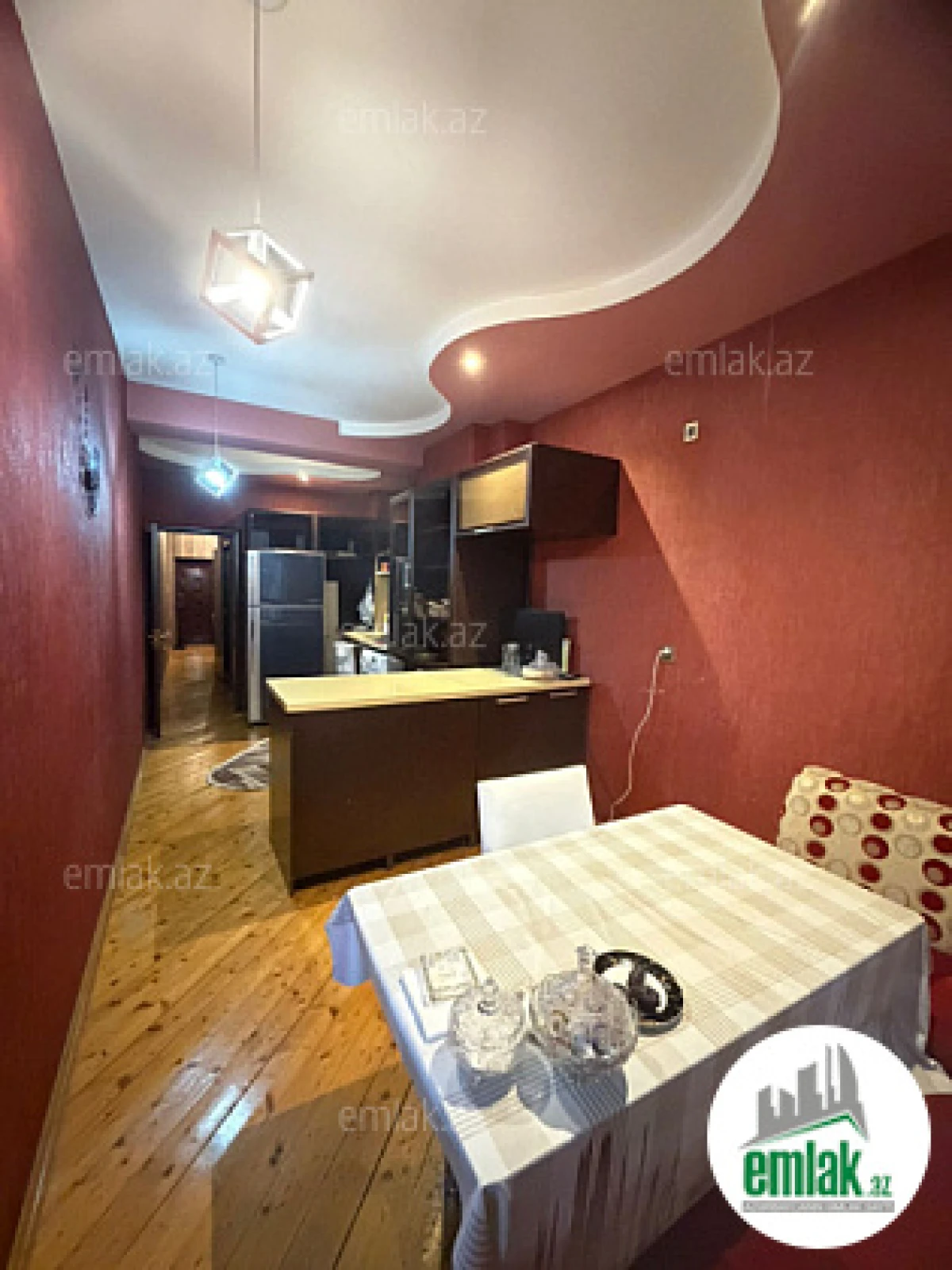 Satılır 3 otaqlı yeni tikili 120 m²