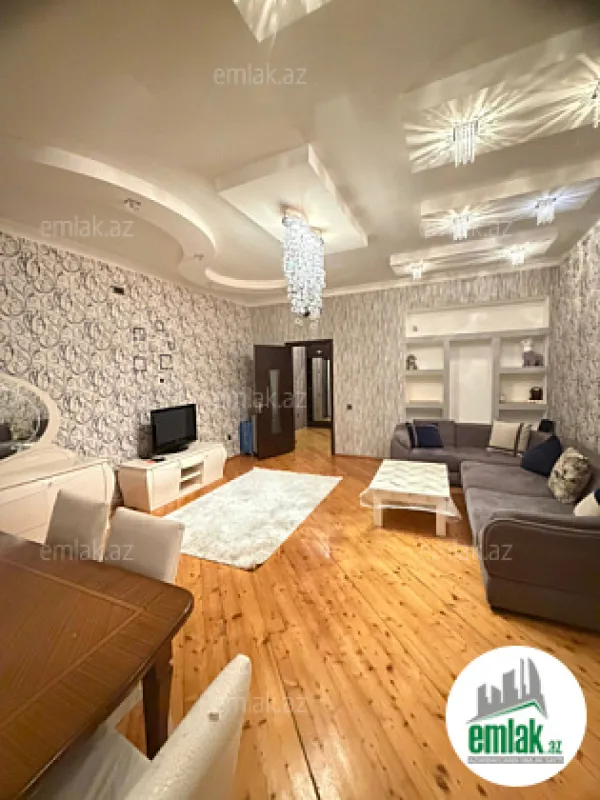 Satılır 3 otaqlı yeni tikili 120 m²