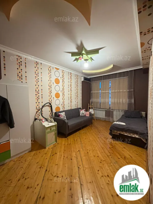 Satılır 3 otaqlı yeni tikili 120 m²