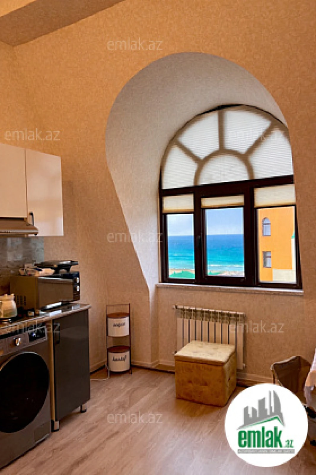 Satılır 2 otaqlı yeni tikili 72.8 m²