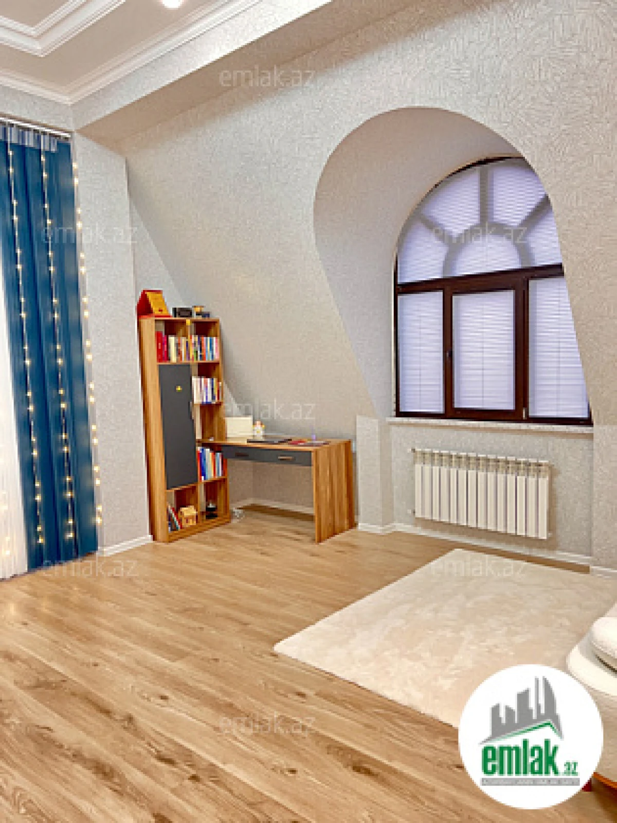 Satılır 2 otaqlı yeni tikili 72.8 m²