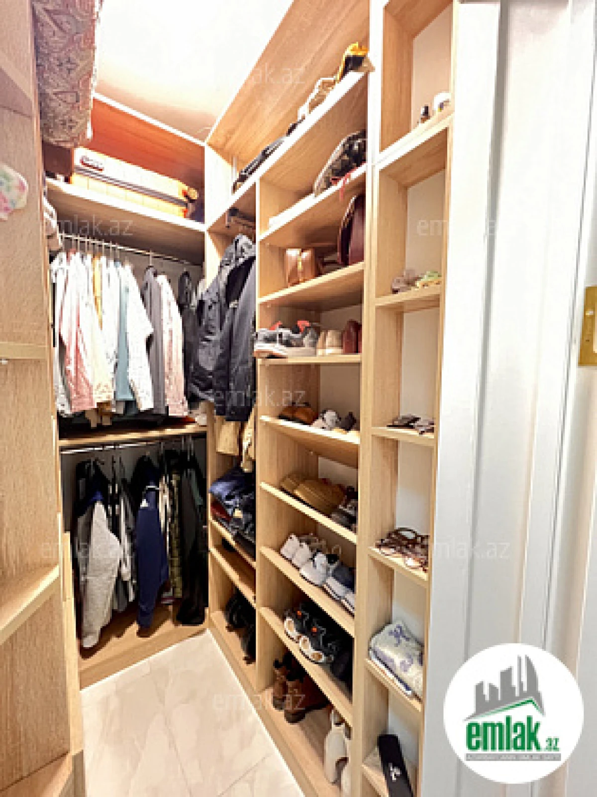 Satılır 2 otaqlı yeni tikili 72.8 m²