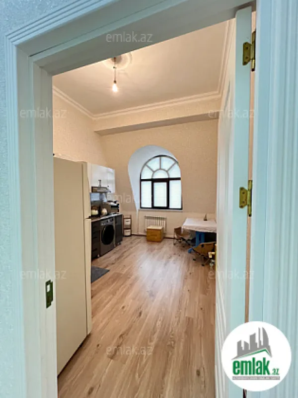 Satılır 2 otaqlı yeni tikili 72.8 m²