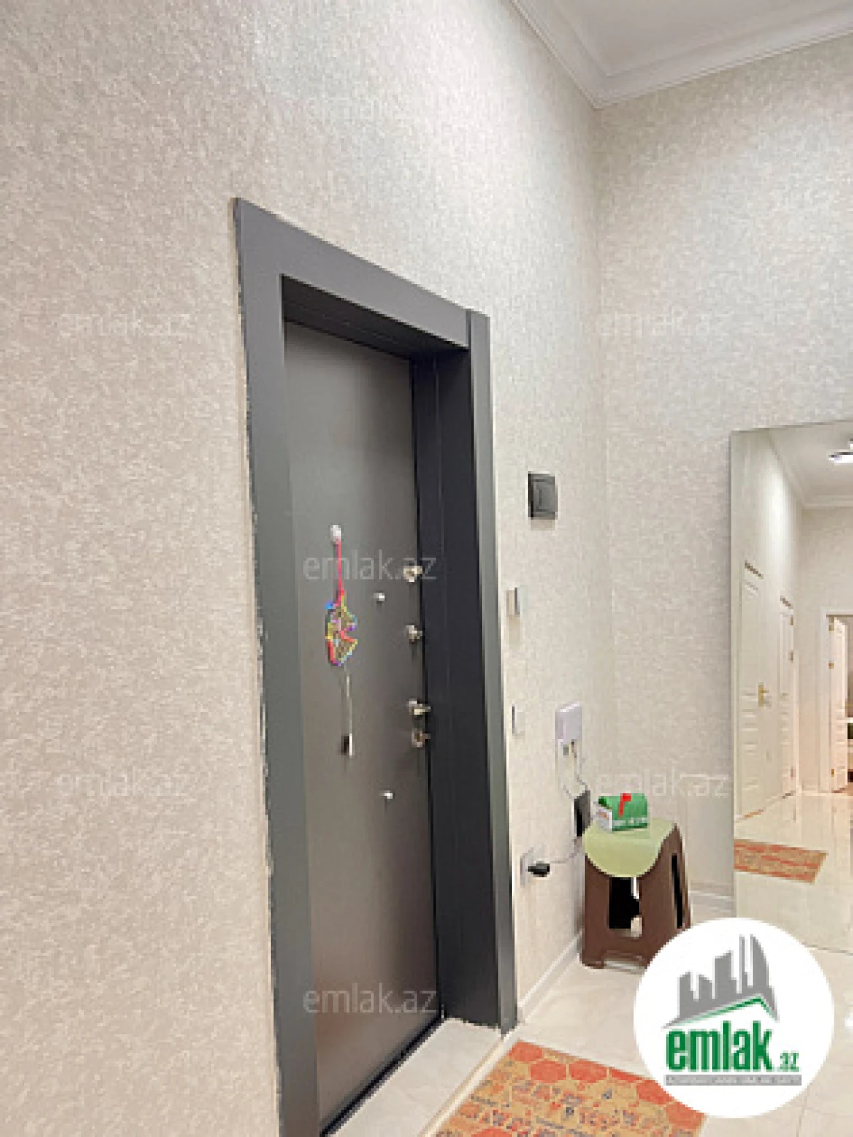 Satılır 2 otaqlı yeni tikili 72.8 m²