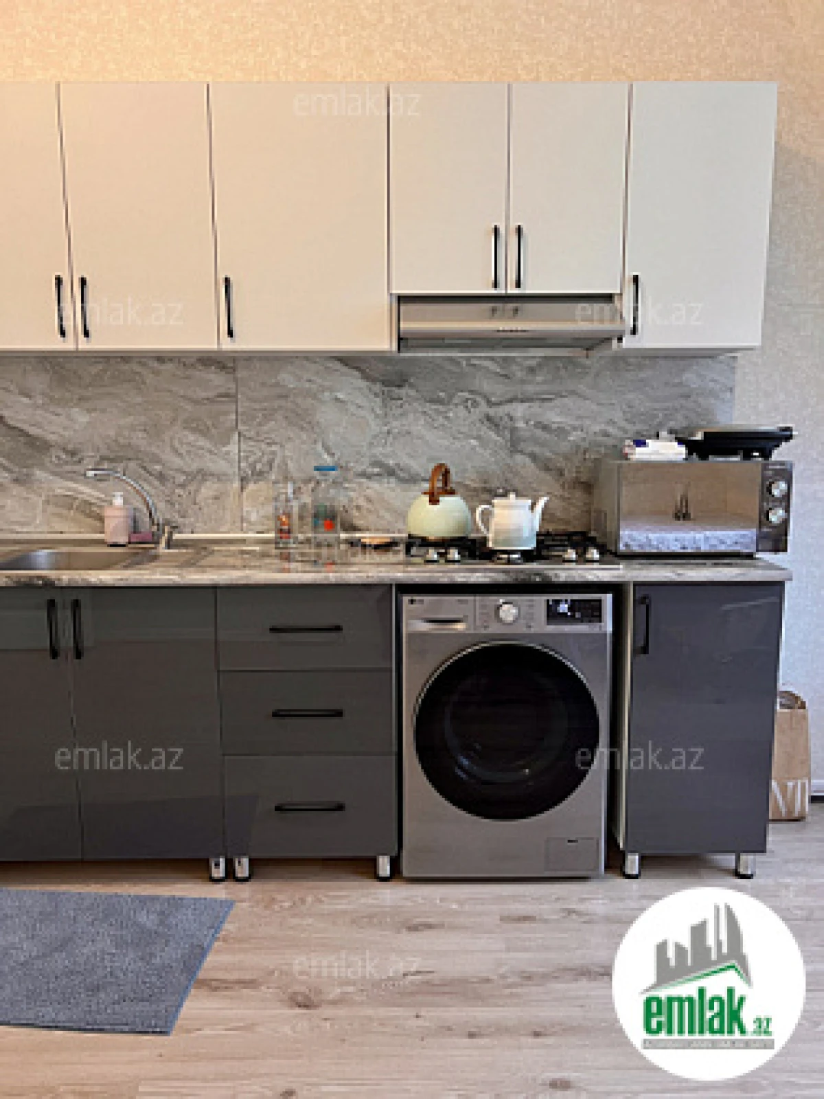 Satılır 2 otaqlı yeni tikili 72.8 m²