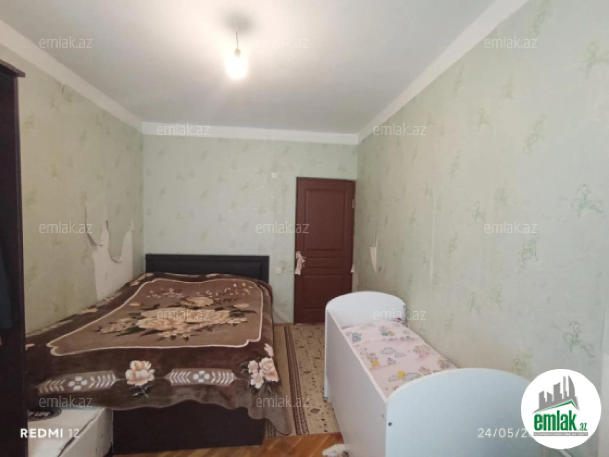 Satılır 4 otaqlı köhnə tikili 99 m²