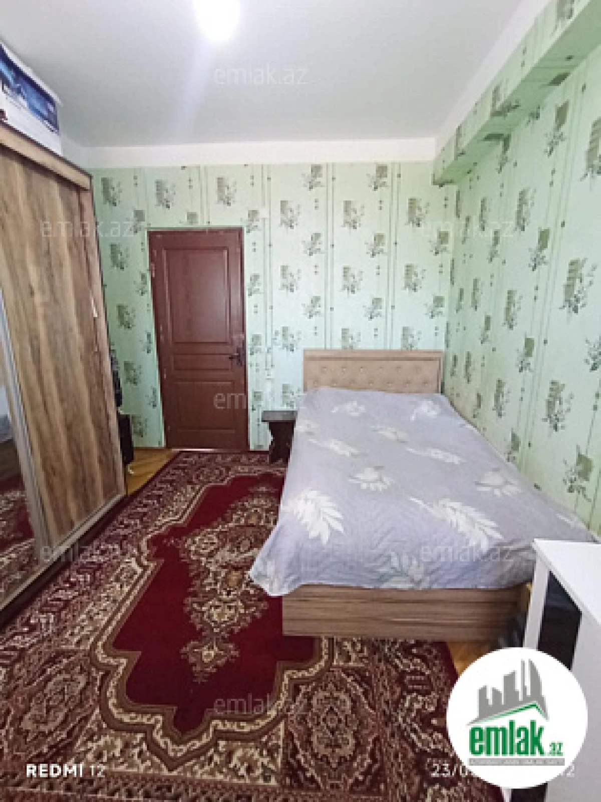 Satılır 4 otaqlı köhnə tikili 99 m²