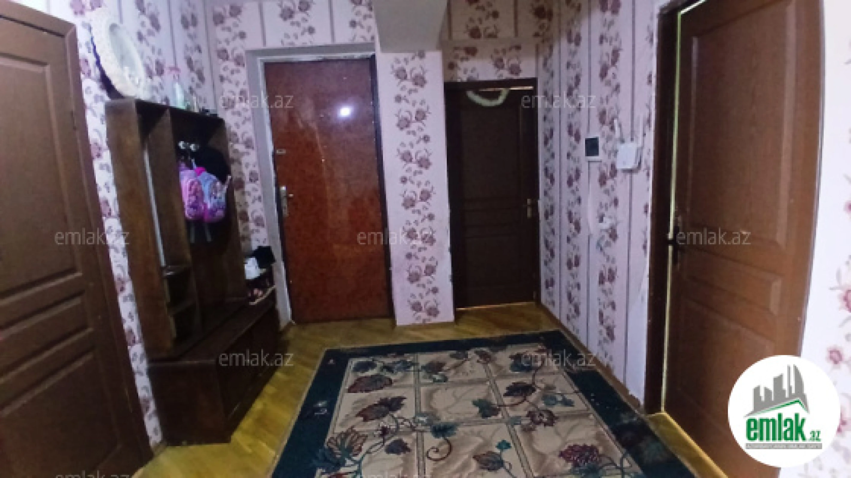 Satılır 4 otaqlı köhnə tikili 99 m²