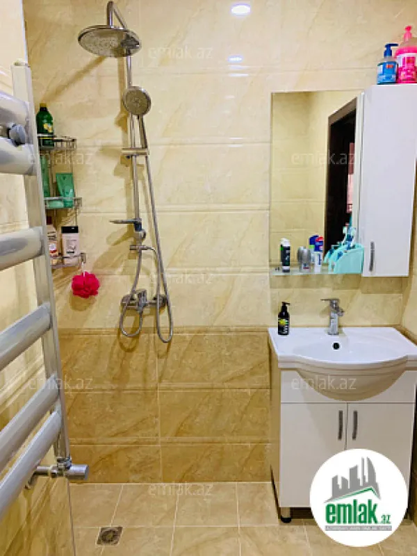 Satılır 2 otaqlı yeni tikili 50 m²