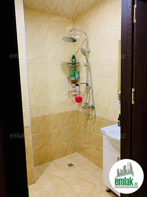 Satılır 2 otaqlı yeni tikili 50 m²