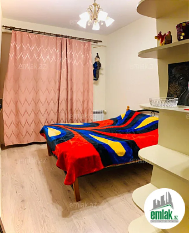 Satılır 2 otaqlı yeni tikili 50 m²