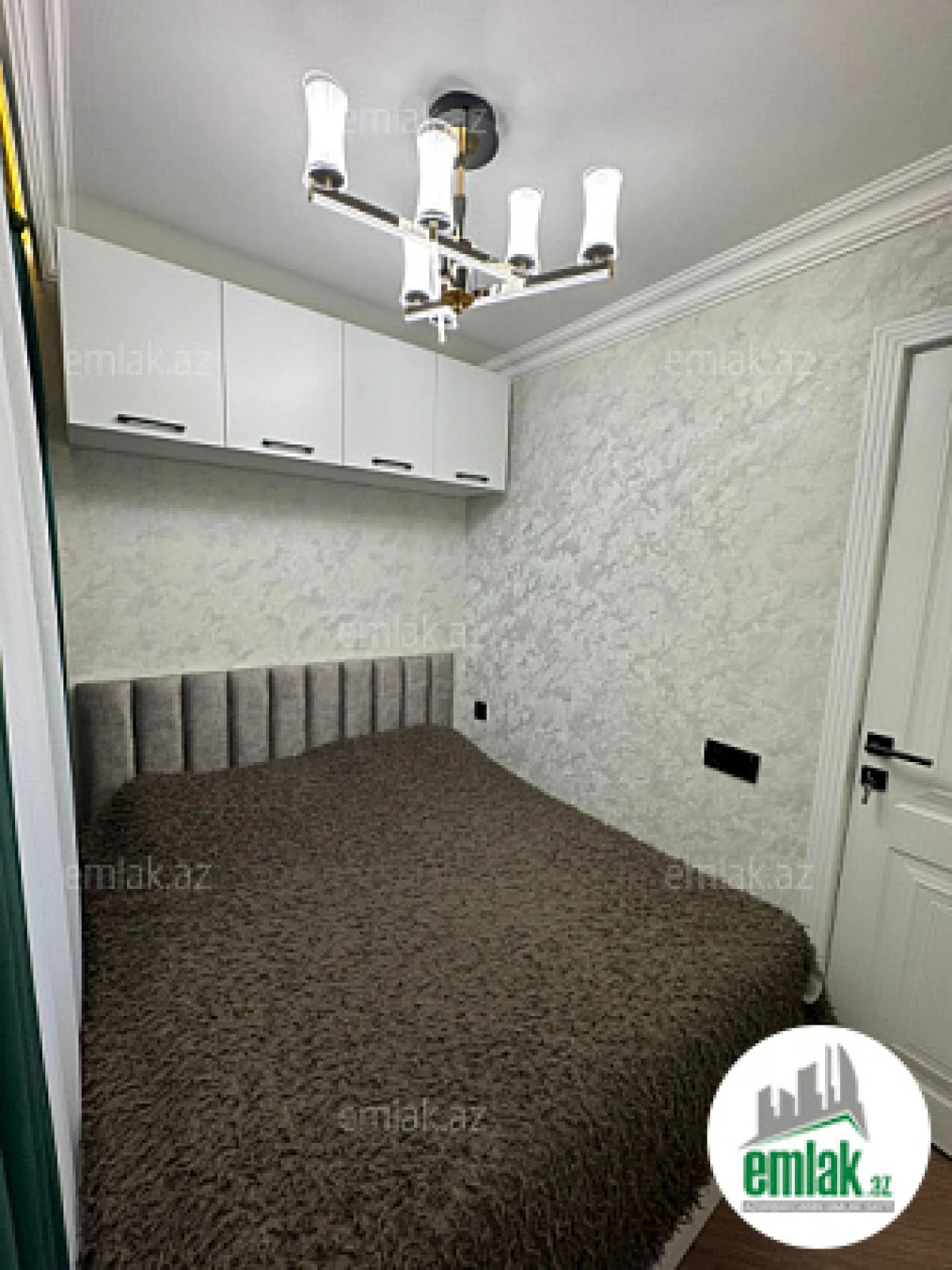 Satılır 2 otaqlı köhnə tikili 35 m²