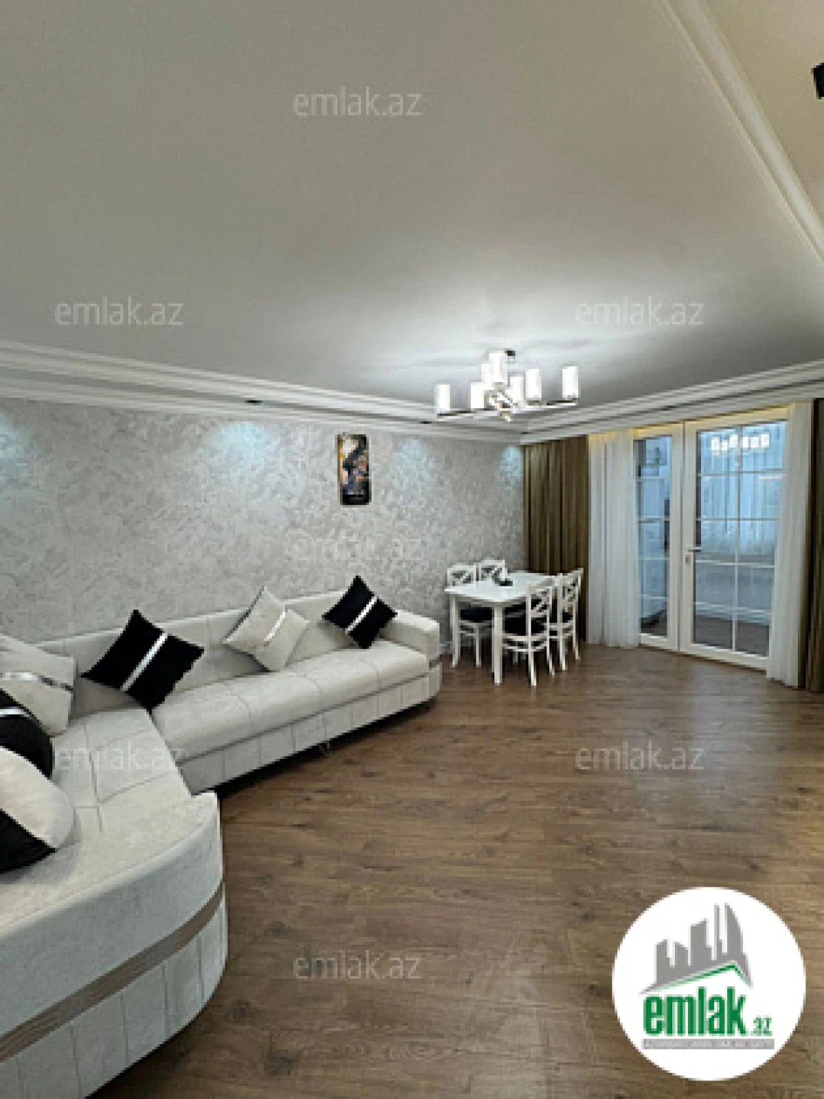 Satılır 2 otaqlı köhnə tikili 35 m²